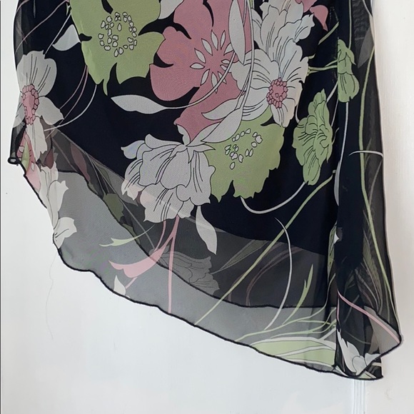 My Michelle sleeveless blouse - Picture 2 of 8